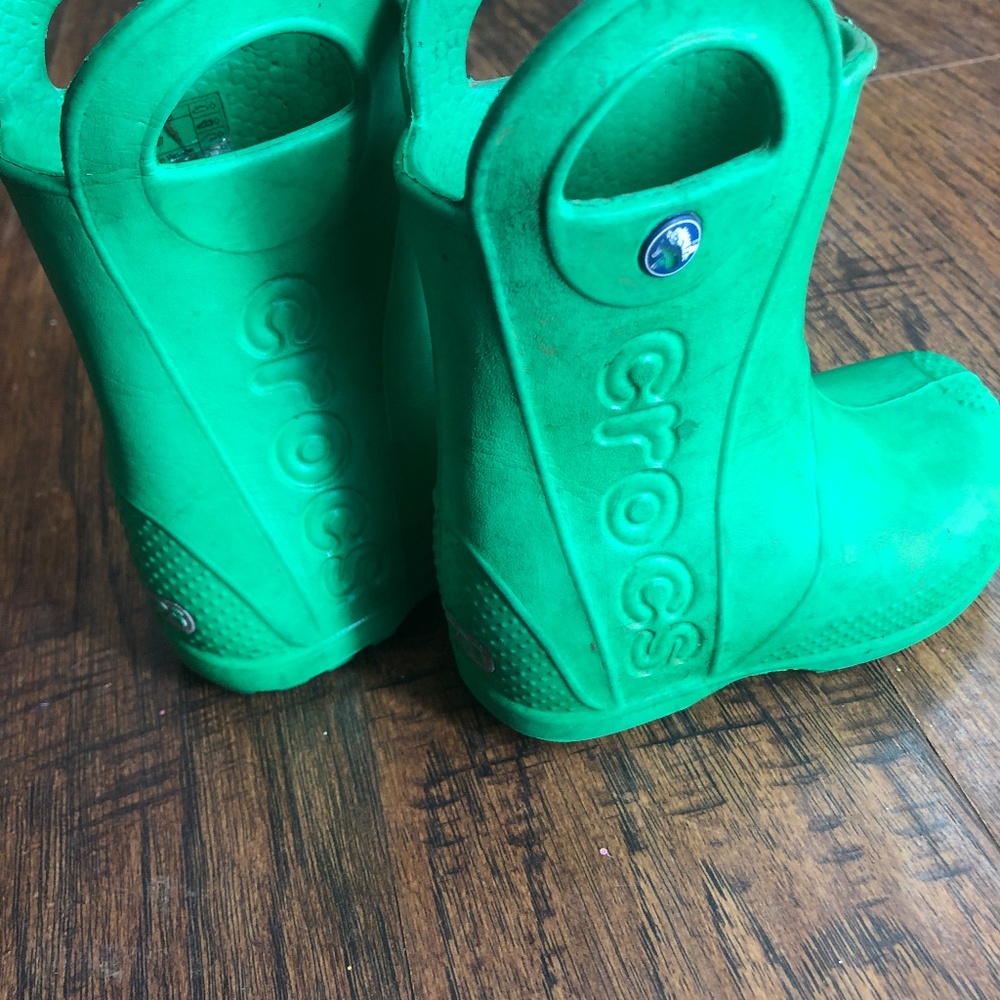 Toddler crocs rain boots